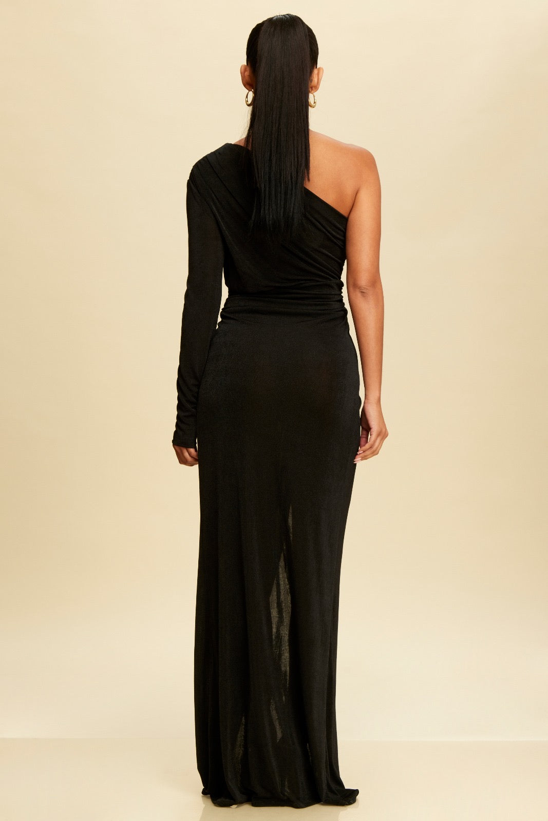 10840 Vestido Negro