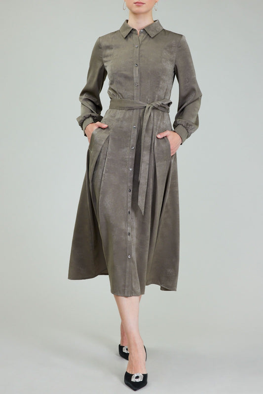 2490264 Vestido verde olivo